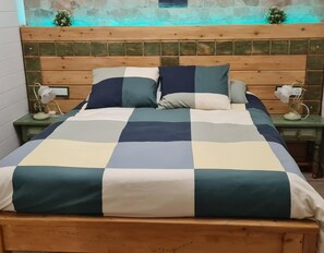Iron/ironing board, free WiFi, bed sheets - Studio 'Aitana' with Shared Pool, Wi-Fi and Air Conditioning (Busot)