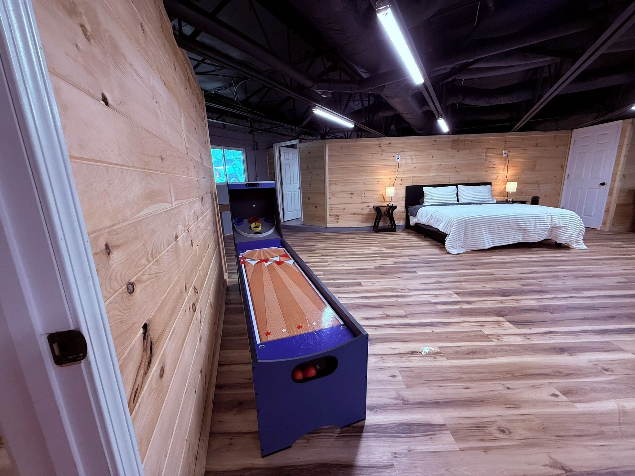 3 bedrooms, free WiFi, bed sheets, wheelchair access