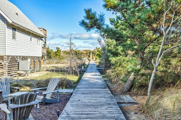 Terrace/patio - Surfsong | 750 ft to the beach | Community Pool (Corolla)