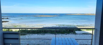 Apartment 'Rêve Bleu, 2 P' with Sea View, Private Terrace and Wi-Fi