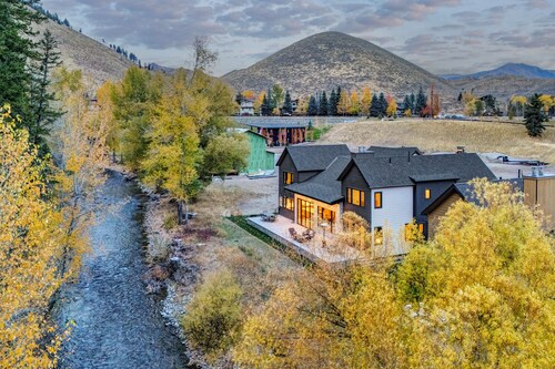 Abode at Warm Springs on The River | Mountain Modern with Luxury Amenities