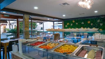 Desayuno continental incluido todos los días