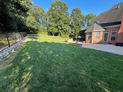 Main Channel Lake Hickory Views, Golf Course, Boat Ramp/Dock, 2-Marina's Nearby