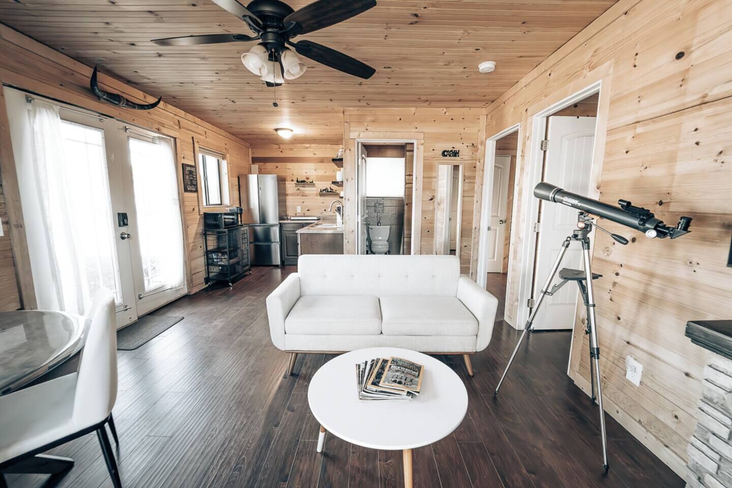 TV connectée, cheminée