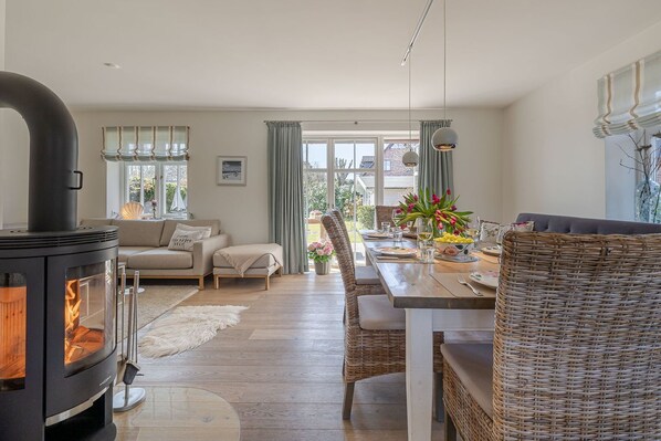 Imagen sin descripción, 1 de 102, botón