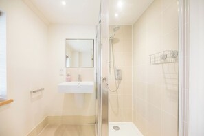 Free toiletries, hair dryer - Kiln House, Snape Maltings (Snape)