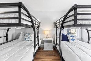 8 chambres, bureau, fer et planche à repasser, Wi-Fi gratuit