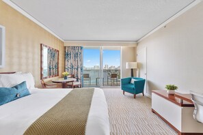 1 bedroom, iron/ironing board, WiFi, bed sheets - LUXURIOUS APARTMENT FRONT OF THE BEACH IN SUNNY ISLE (Sunny Isles Beach)