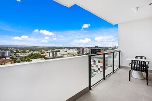Luxury 1-Bedroom Apartment (No parking included) | Balcony view