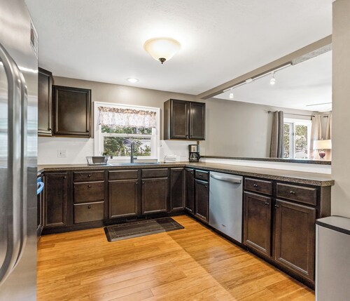 Captain's Corner - Spring Lake Vacation Rental