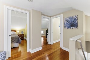 4 sovrum, gratis wi-fi och sängkläder