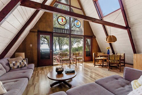 Grand Times | Exclusive Lake Michigan Beach Access