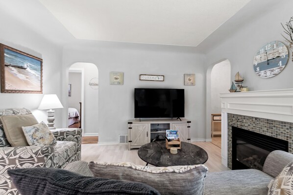 Smart TV, fireplace, foosball