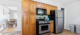 Private pool, close to Lake Michigan Beaches