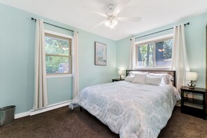 5 chambres, fer et planche à repasser, Wi-Fi, draps fournis