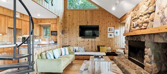 Apache Lake House - Lake Michigan Views - Nature Sanctuary