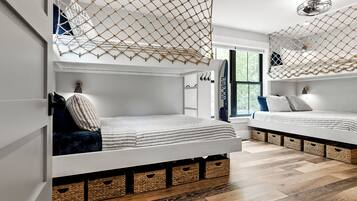 3 habitaciones, escritorio, wifi gratis y ropa de cama