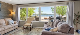 Dunes Edge | Steps to Silver Lake & Scenic Dunes