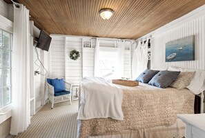 4 عدّة غرف نوم وواي فاي مجانًا وملاءات أسرّة