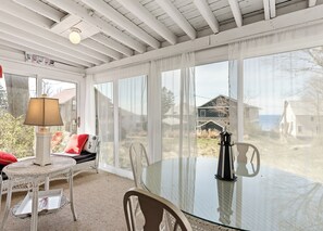 تناول الطعام