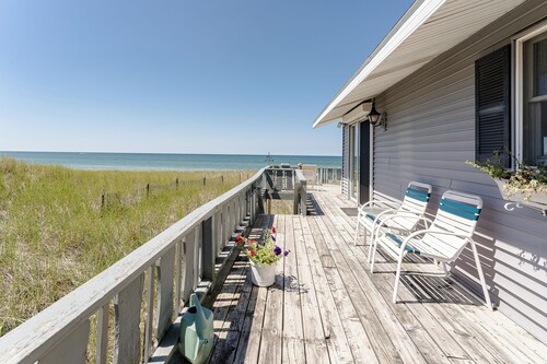 Beachfront cottage on North Shore Grand Haven