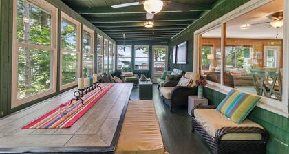 Whiskey Creek Cottage- Private Lake Michigan Beach Frontage