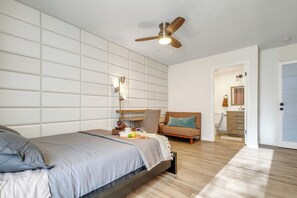 3 bedrooms, desk, iron/ironing board, WiFi