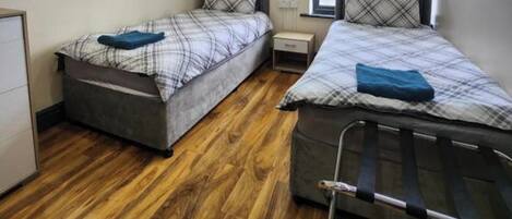 1 Schlafzimmer, Bügeleisen/Bügelbrett, WLAN, Bettwäsche