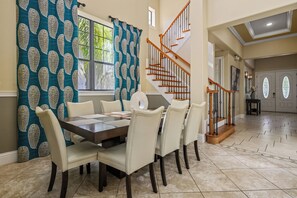 Dining - Theater, Games Room | Kids Themed Bedrooms | Private Pool (Kissimmee)