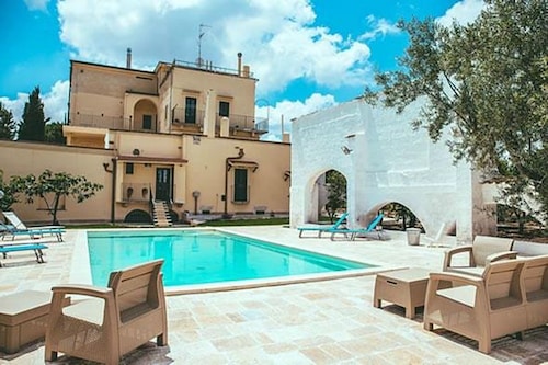 Nella Apartment With Pool, Sannicandro di Bari, Italy