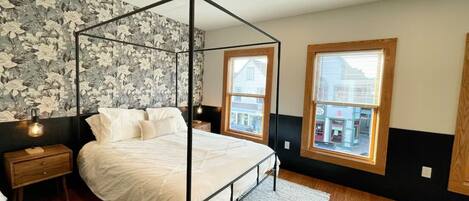 Deluxe Apartment, City View