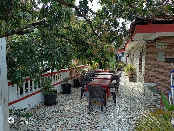 Villa Alexmarie Guest House - Goa