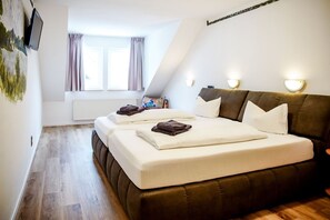 Unclassified image, 3 of 54, button