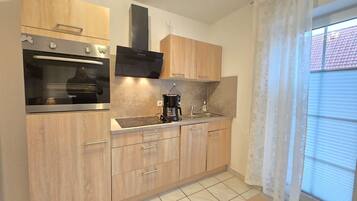 Réfrigérateur, four, plaque de cuisson, lave-vaisselle