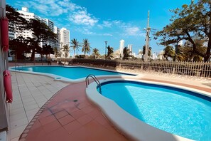 Familieleilighet | Basseng | 14 utendørsbassenger