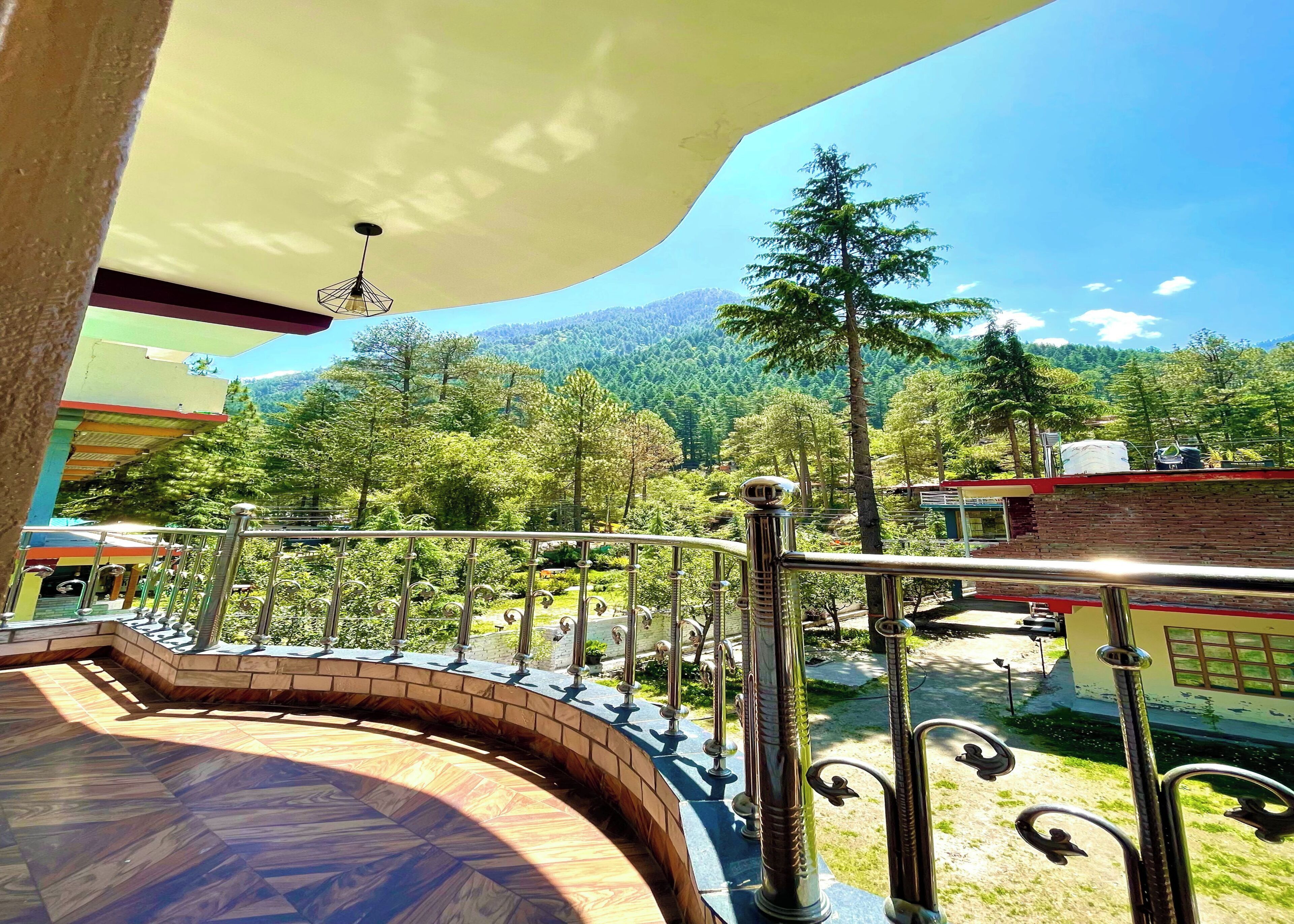 Luxury Room, Balcony | Balcony