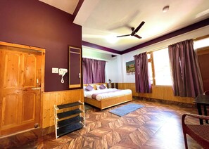 Kamar Mewah, balkon | Ruang kerja ramah laptop dan Wi-Fi gratis