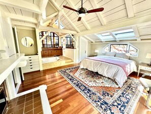 3 bedrooms, desk, iron/ironing board, free WiFi