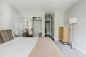 1 chambre, fer et planche Ă repasser, Wi-Fi, draps fournis