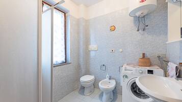 Doccia, asciugacapelli