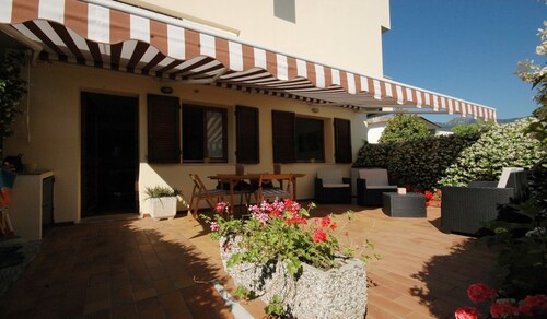Modern and comfortable just a few steps from the sea