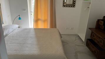 1 camera, Wi-Fi gratuito