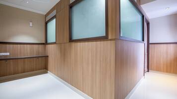 Classic Suite | Hypo-allergenic bedding, soundproofing, free WiFi