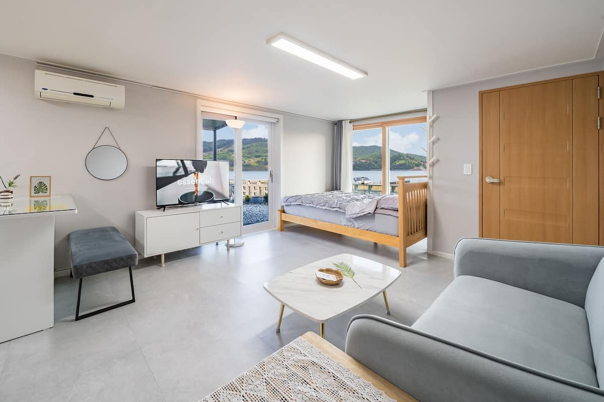 Eenvoudige kamer, 1 slaapkamer (B-05(Ocean view / Private BBQ)) | 1 slaapkamer, gratis wifi