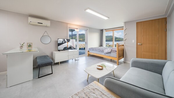 Basic-Zimmer, 1 Schlafzimmer (B-05(Ocean view / Private BBQ)) | 1 Schlafzimmer, kostenloses WLAN