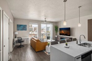 Interior - Stunning 1BD Pool/Htub/Gym Near Convention Centre (Salt Lake City)