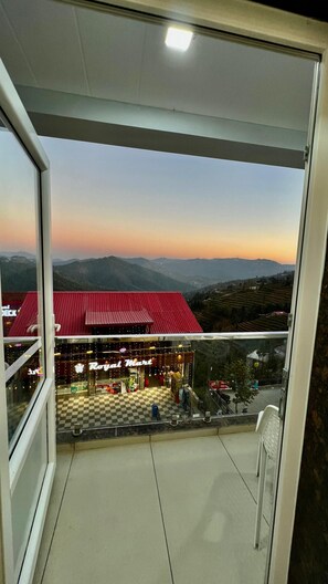 View from property - Sunrise Sanctuary By Atya Hotels (Dhari)