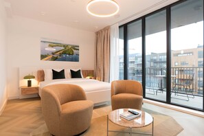 1 bedroom, desk, iron/ironing board, WiFi