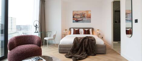 1 chambre, bureau, fer et planche Ă repasser, Wi-Fi