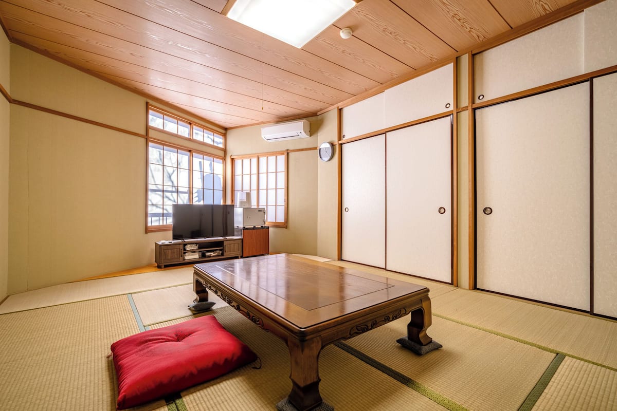 Habitación familiar, para no fumadores (Japanese-Style Room for 5 Guests) | Caja de seguridad en la habitación, wifi gratis y ropa de cama